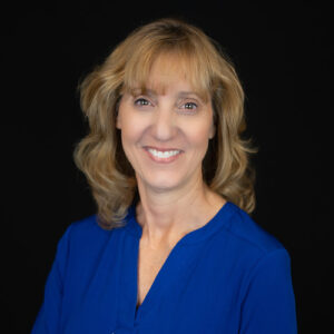 Amy_Connolly_fnt-arizona